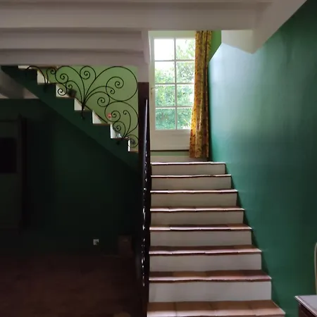 度假居 Lulu 洛特河畔卡斯泰尔莫龙